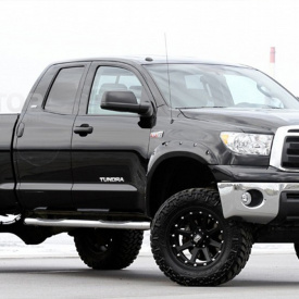 Комплект расширения BUSHWACKER 64мм на Toyota Tundra 2